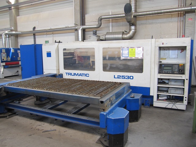 Masini Trumpf cu laser CO2